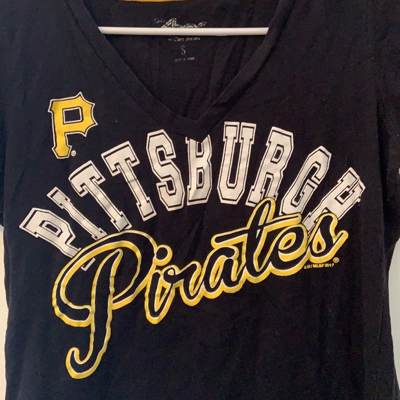 3 Pittsburgh Sports Shirts - Steelers-Pens-Pirates - Picture 8 of 9